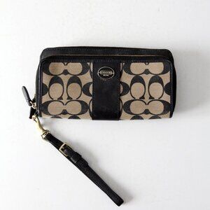 Coach Legacy Signature Double Accordion Zip Wristlet Wallet Khaki Black